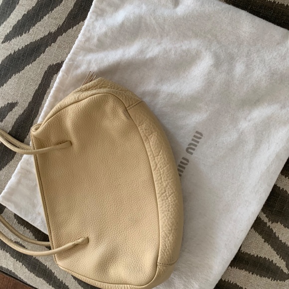 Miu Miu Tan Vintage Handbag. - Picture 9 of 11